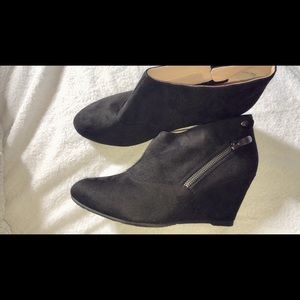 Chinese laundry booties